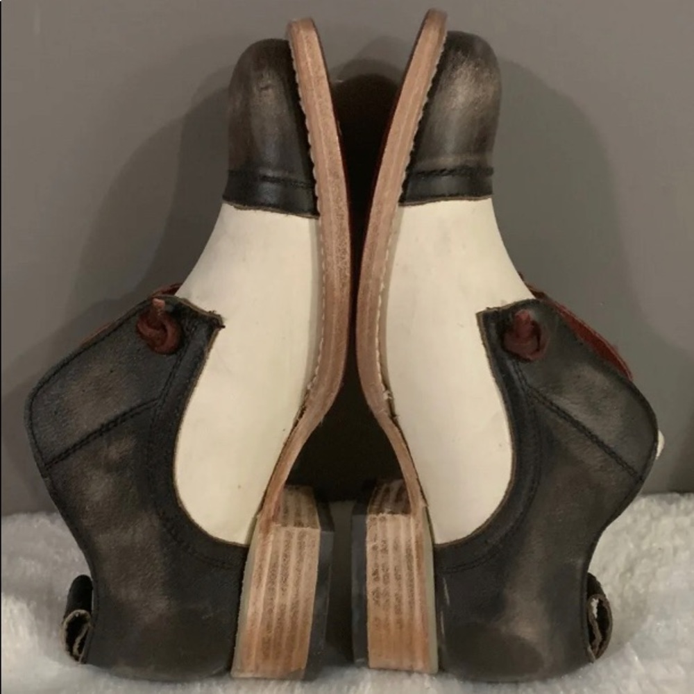 ISO ‼️ ISO ‼️ Freebird Mabel size 7 please ‼️